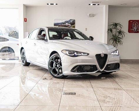 2025 Alfa Romeo Giulia Base