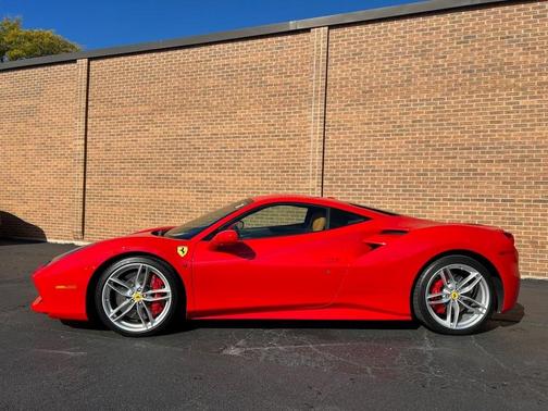 2018 Ferrari 488 GTB Base