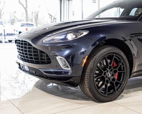 2021 Aston Martin DBX Base