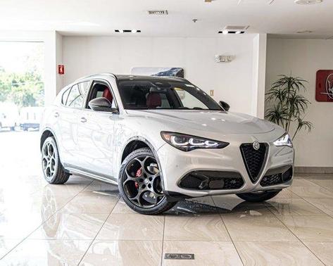 Moonlight Gray Metallic 2026 Alfa Romeo Stelvio Base