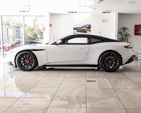 2018 Aston Martin DB11 V12