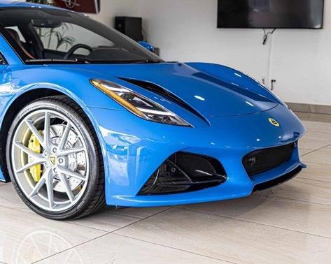 2025 Lotus Emira V6