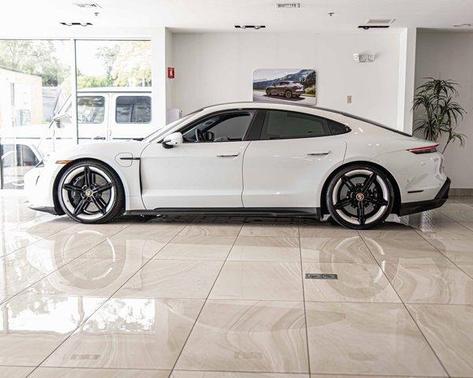 2020 Porsche Taycan Turbo S