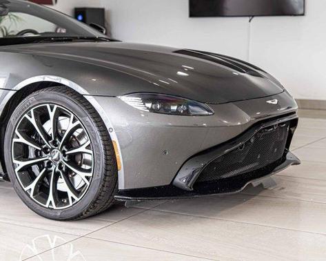 2019 Aston Martin Vantage Base