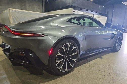 2019 Aston Martin Vantage Base