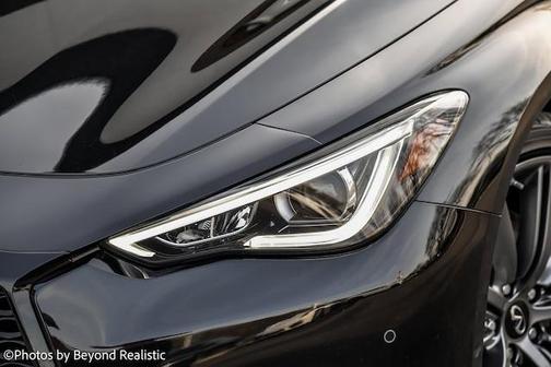 Photo 4 of 31 of 2021 INFINITI Q60 3.0t Red Sport 400