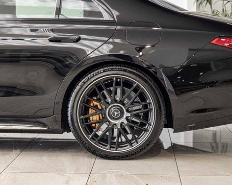 2025 Mercedes-Benz AMG S 63 E Base