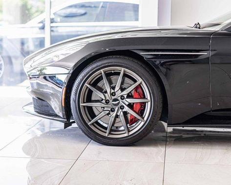 2018 Aston Martin DB11 V12
