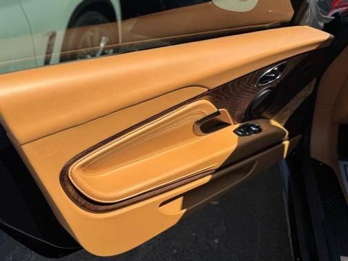 2018 Aston Martin DB11 V12