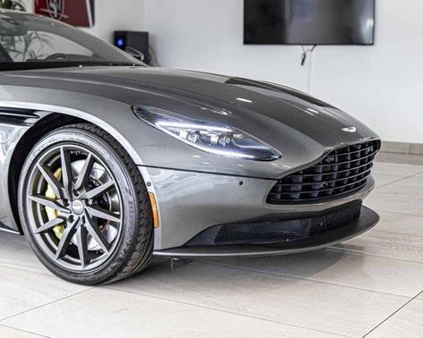 2020 Aston Martin DB11 V8