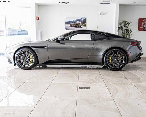 2020 Aston Martin DB11 V8