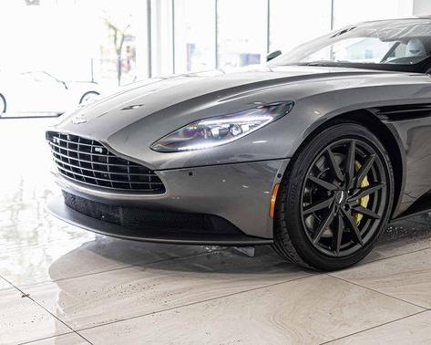 2020 Aston Martin DB11 V8
