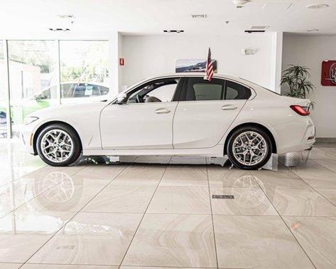 2025 BMW 330 i xDrive