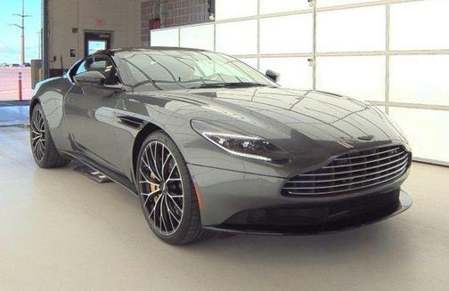 2023 Aston Martin DB11 V8