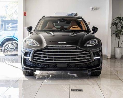2026 Aston Martin DBX