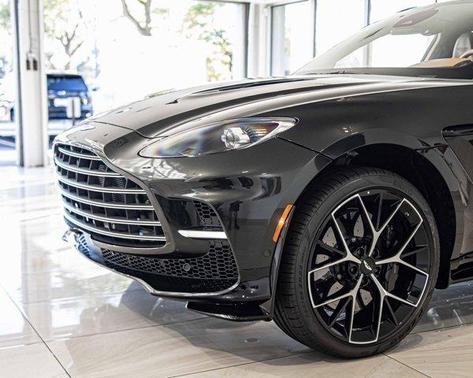 2026 Aston Martin DBX
