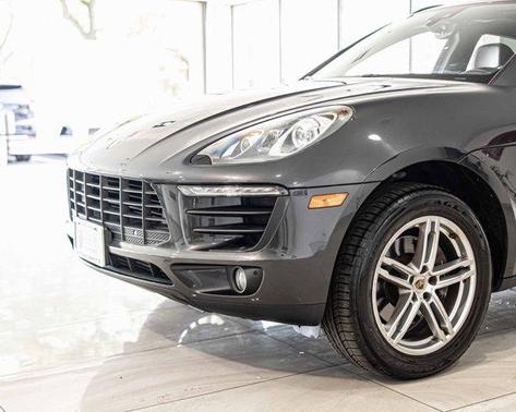 2018 Porsche Macan Base
