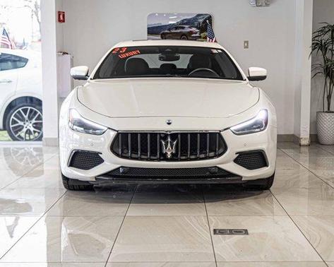 2023 Maserati Ghibli Modena