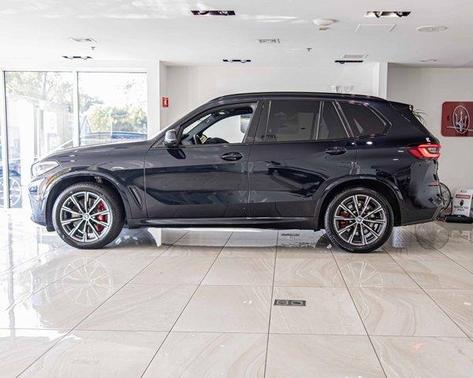 2021 BMW X5 M50i
