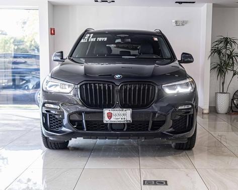 2021 BMW X5 M50i
