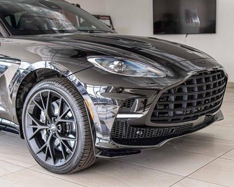 2025 Aston Martin DBX 707