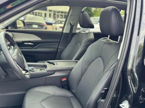 2024 Toyota Grand Highlander