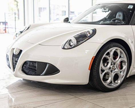 2016 Alfa Romeo 4C Base