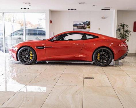 2014 Aston Martin Vanquish Base