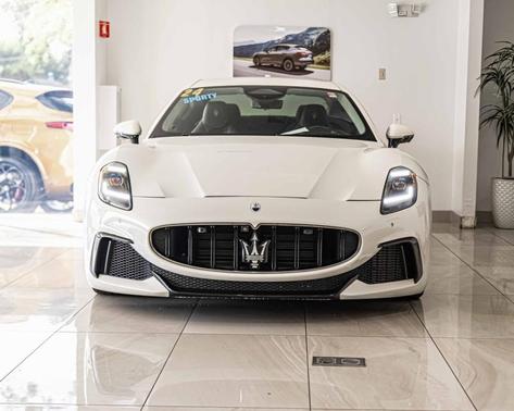2024 Maserati GranTurismo Trofeo