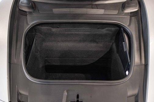 2022 Porsche 911 Carrera