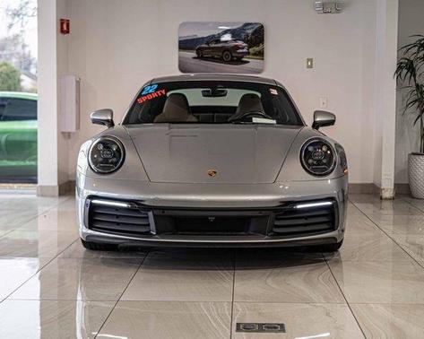 2022 Porsche 911 Carrera