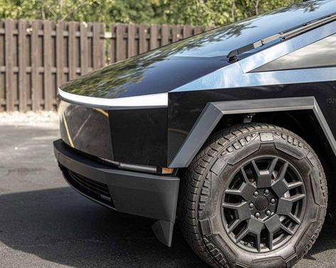 2024 Tesla Cybertruck Cyberbeast