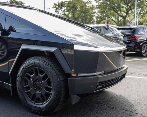 2024 Tesla Cybertruck Cyberbeast