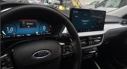 2025 Ford Escape Platinum