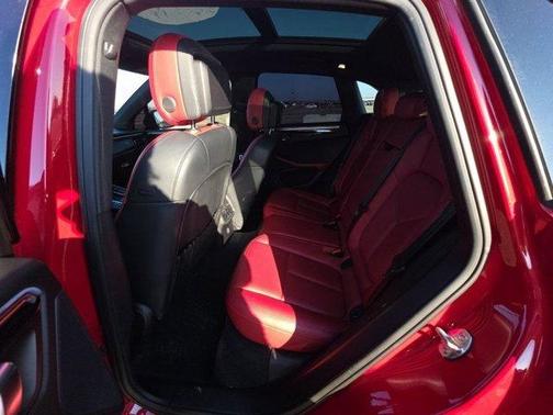 2020 Porsche Macan S