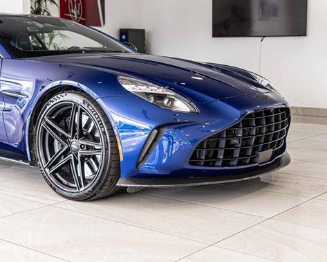 2025 Aston Martin Vantage Base