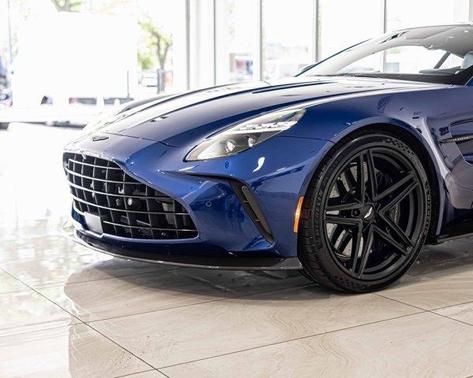 2025 Aston Martin Vantage Base