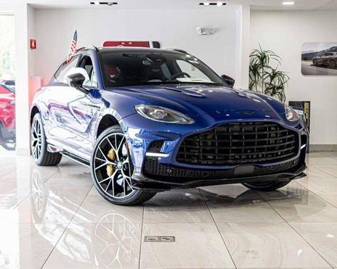 2025 Aston Martin DBX 707