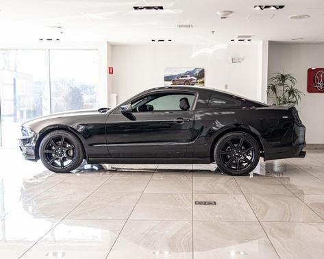 2014 Ford Mustang V6 Premium