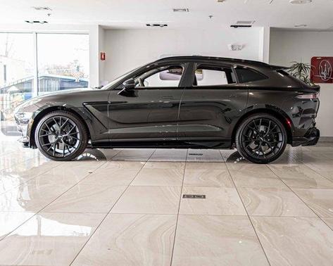 2025 Aston Martin DBX 707