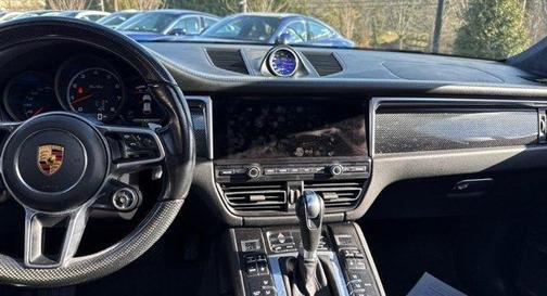 2021 Porsche Macan Turbo