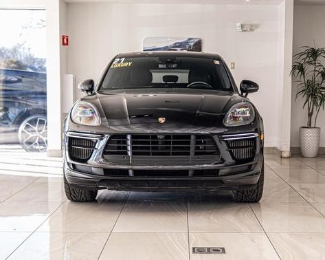 2021 Porsche Macan Turbo