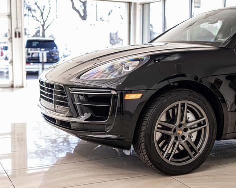 2021 Porsche Macan Turbo