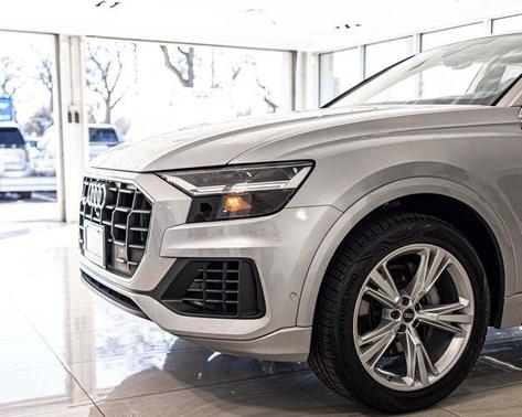 2022 Audi Q8 55 Premium