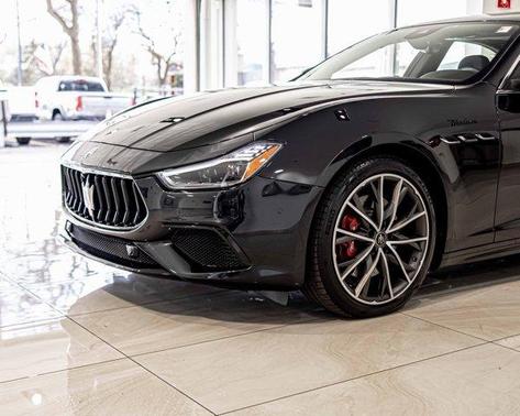 2023 Maserati Ghibli Modena Q4
