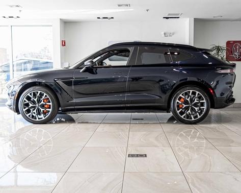 2021 Aston Martin DBX Base