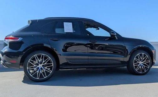 2023 Porsche Macan T