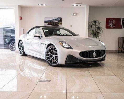 Bianco 2026 Maserati GranCabrio Base