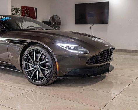 2018 Aston Martin DB11 V8
