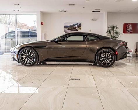 2018 Aston Martin DB11 V8